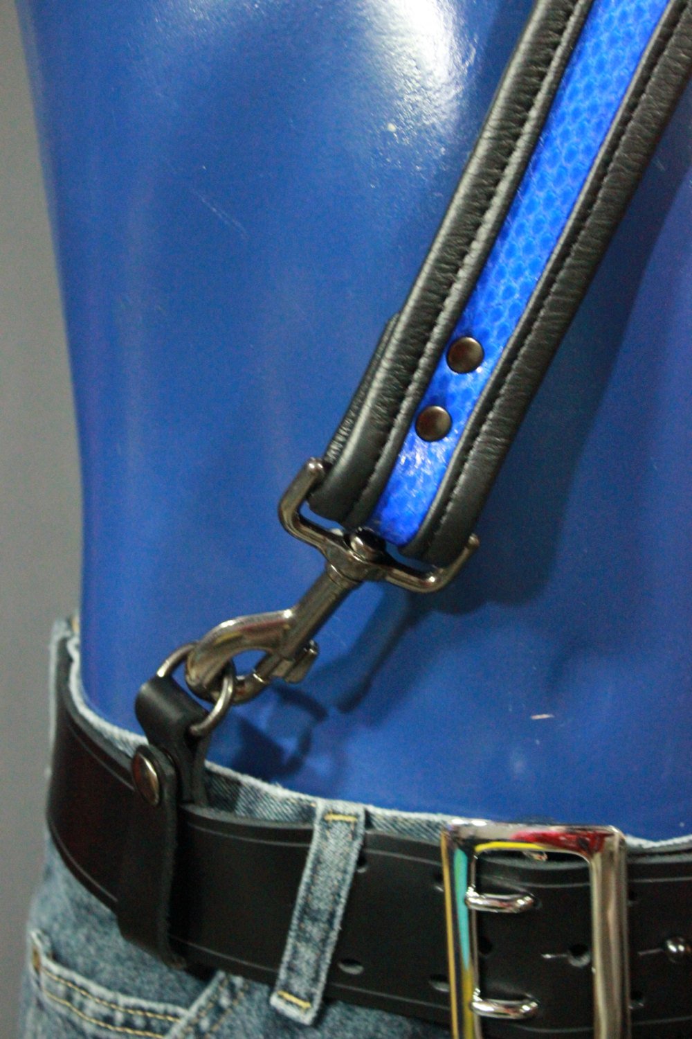 Fantastic Blue Snake Sam Browne belt with Gunmetal Hardware